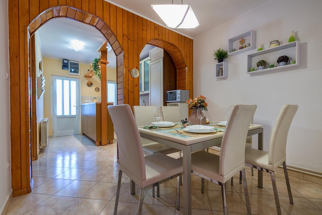 Holiday Villa Anna Primorski Dolac Exteriér fotografie
